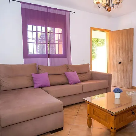 شقة Casa Cerca Del Pueblo Terraza Privada Alquilamos A Familias *
