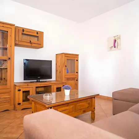 Casa Cerca Del Pueblo Terraza Privada Alquilamos A Familias شقة