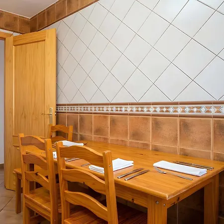 Casa Cerca Del Pueblo Terraza Privada Alquilamos A Familias Апартаменты *