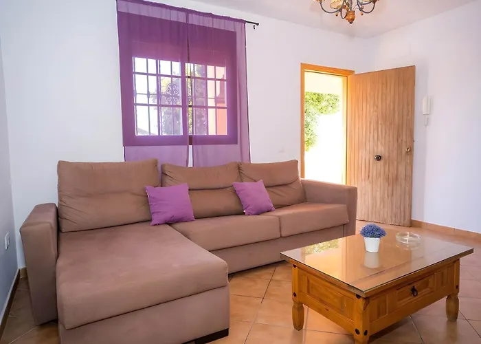 شقة Casa Cerca Del Pueblo Terraza Privada Alquilamos A Familias *