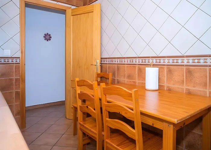 شقة Casa Cerca Del Pueblo Terraza Privada Alquilamos A Familias *