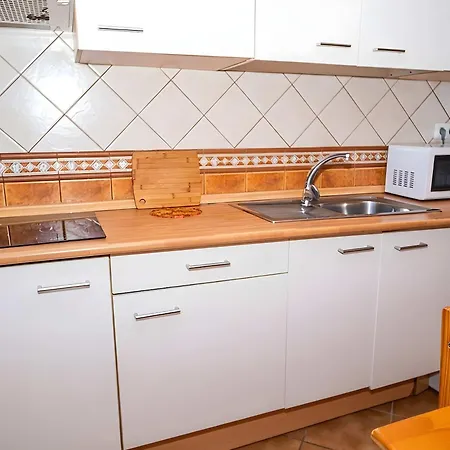 Casa Cerca Del Pueblo Terraza Privada Alquilamos A Familias Apartamento *